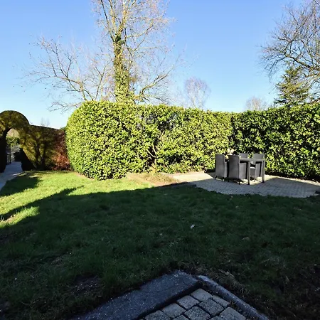 Holiday home Charming In With Garden *