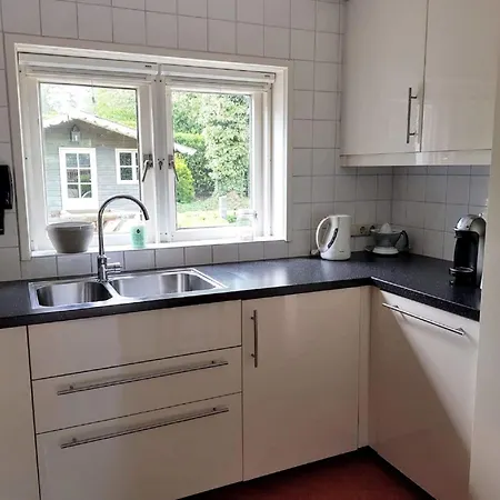Holiday home Charming In With Garden