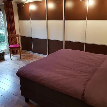 Charming In With Garden Holiday home *