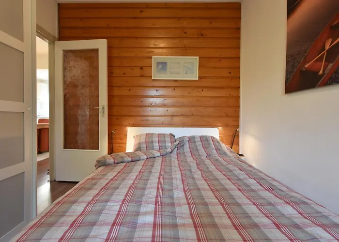 Сasa de vacaciones In Veluwe Near Forest Park Garderen