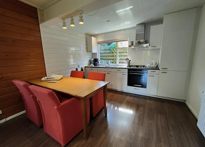 In Veluwe Near Forest Park Сasa de vacaciones Garderen